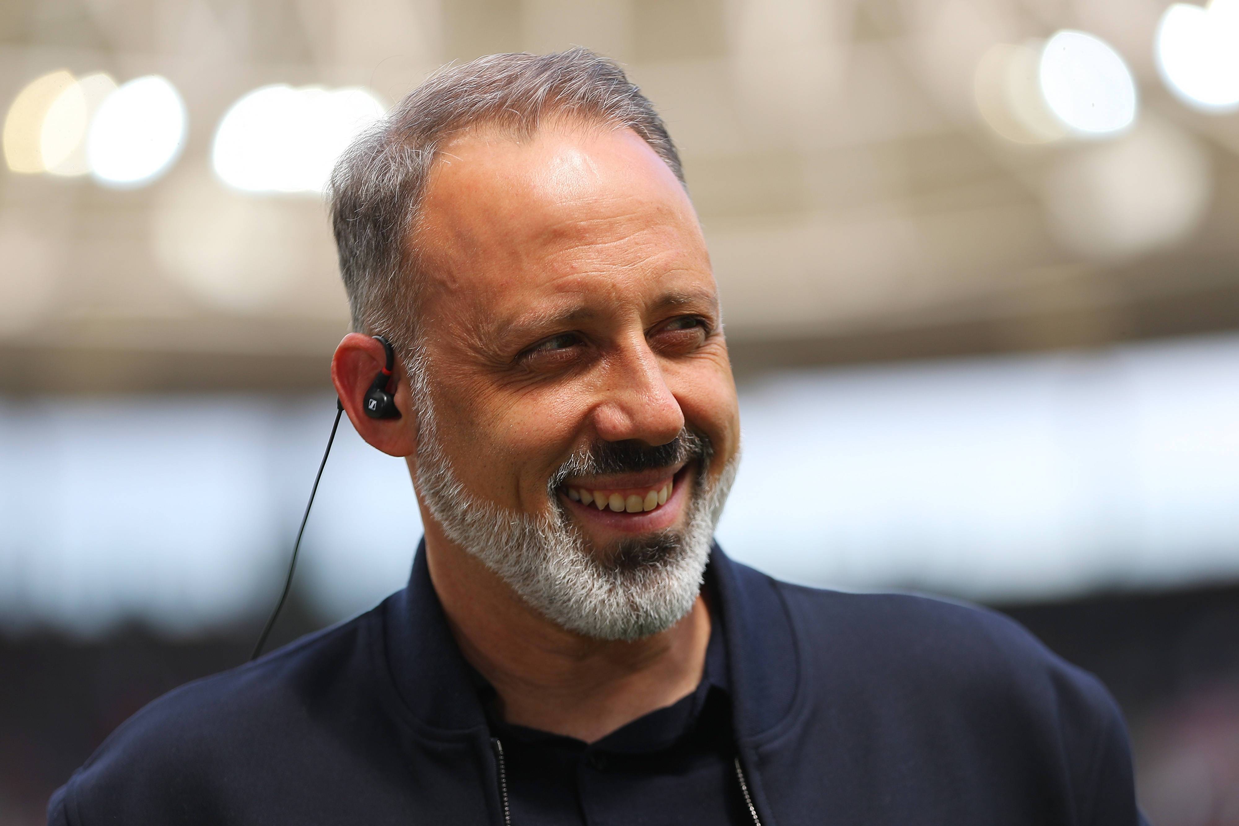 包含多特蒙德五连胜继续领跑积分榜，海港主帅陷下课危机！的词条