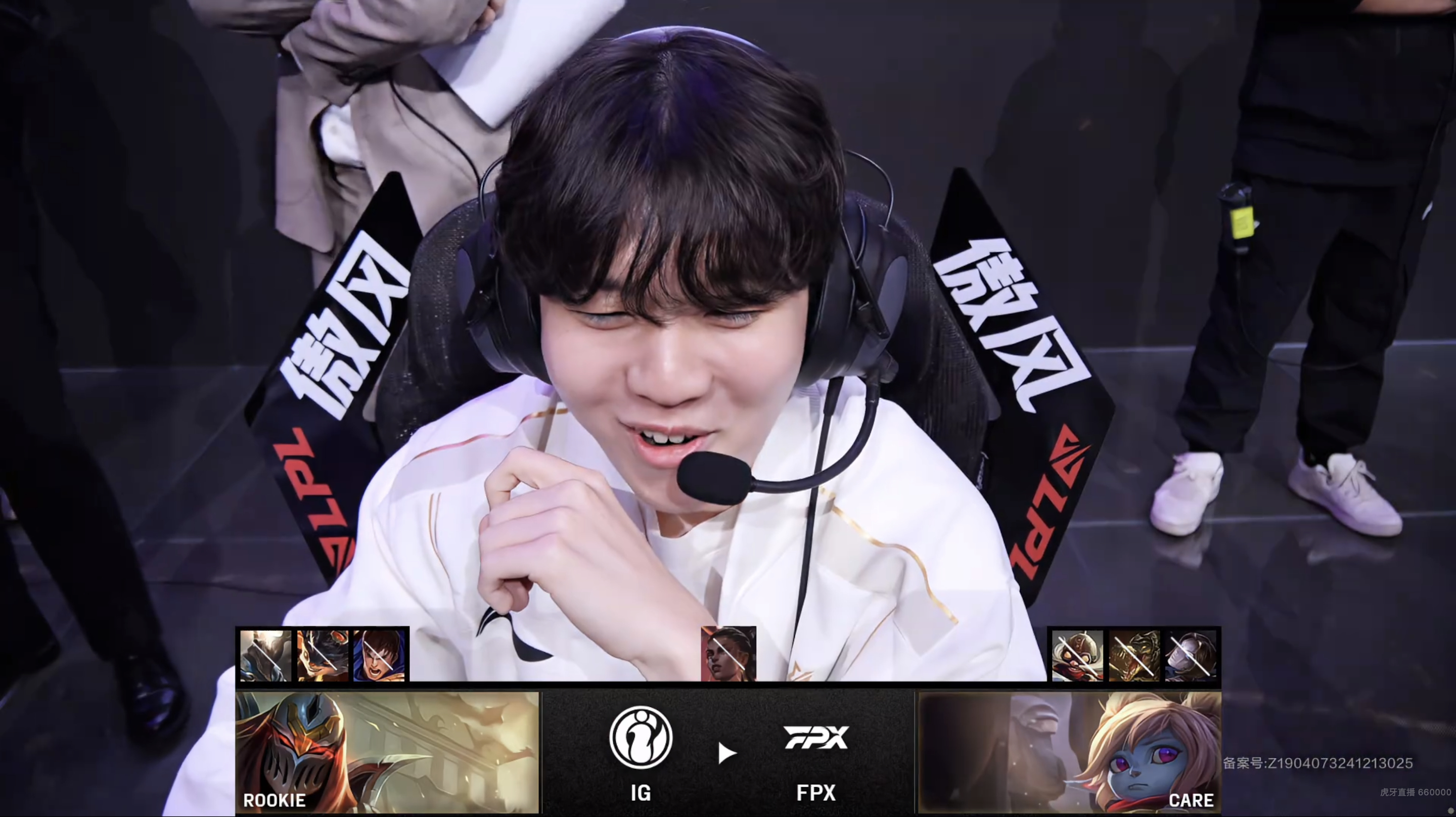 包含Rookie连续十场比赛得分超过回归赛场，巴塞罗那挑战极限！的词条